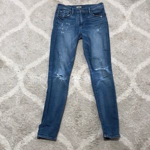 HALLE Mid Rise Super Skinny True Religion Jeans